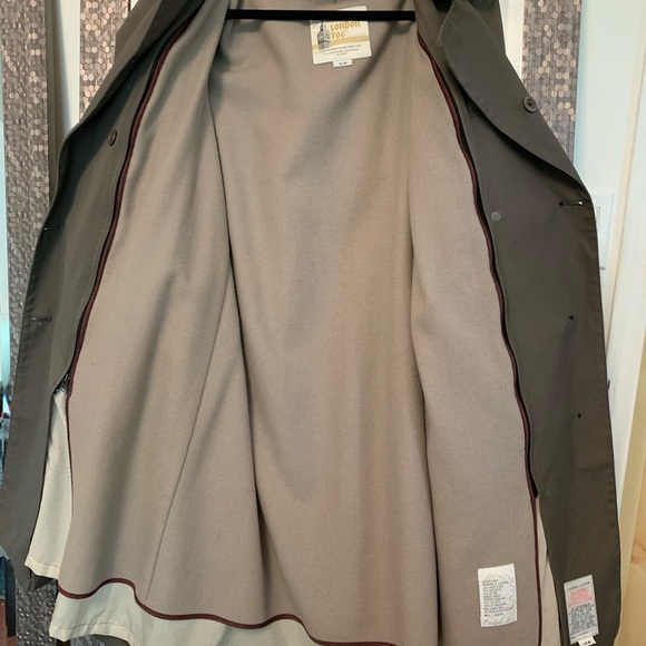 Vintage London Fog 3 season Trench Coat - Picture 7 of 7